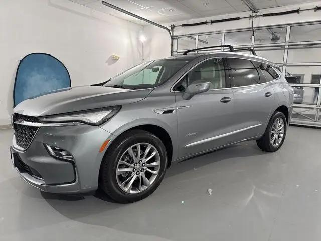 2023 Buick Enclave Avenir AWD