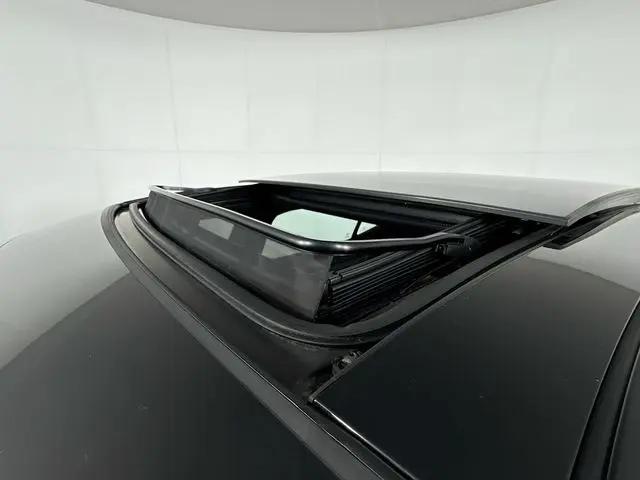 2021 Nissan Maxima SR Xtronic CVT