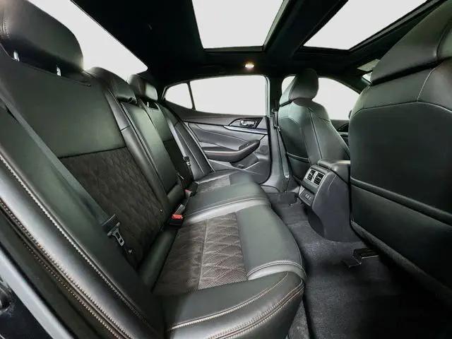 2021 Nissan Maxima SR Xtronic CVT