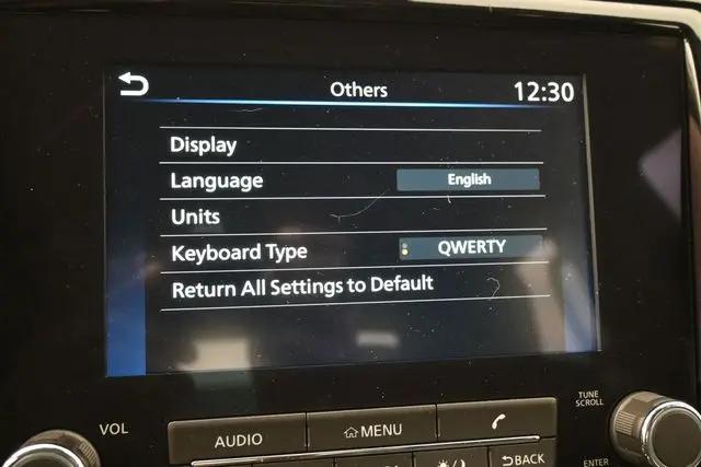 2024 Nissan Frontier Crew Cab SV 4x4