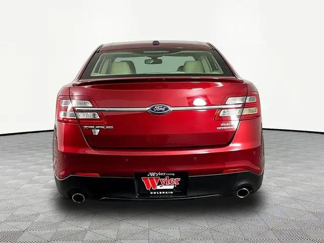 2015 Ford Taurus SEL