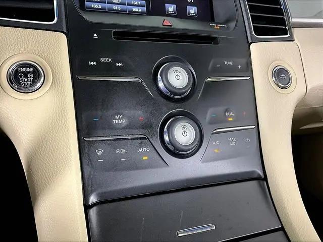 2015 Ford Taurus SEL
