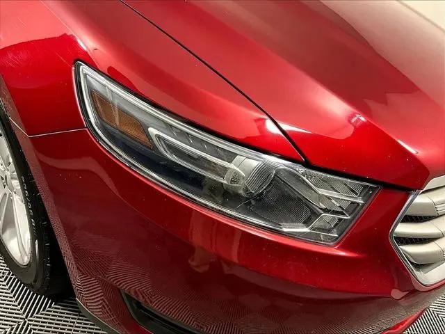 2015 Ford Taurus SEL