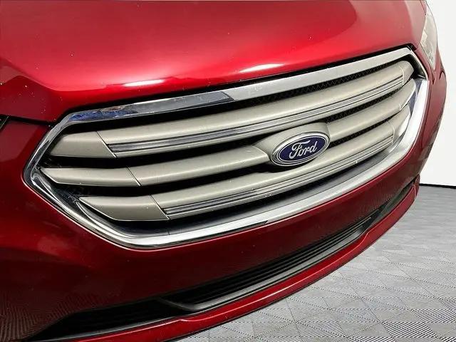 2015 Ford Taurus SEL