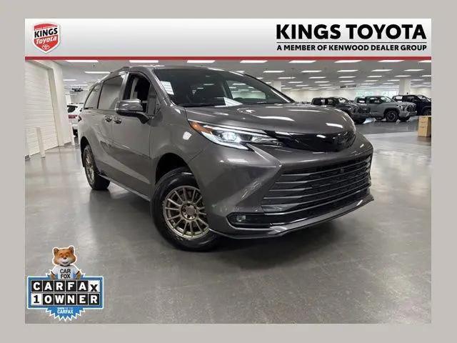 2022 Toyota Sienna Platinum for sale near Cincinnati, OH