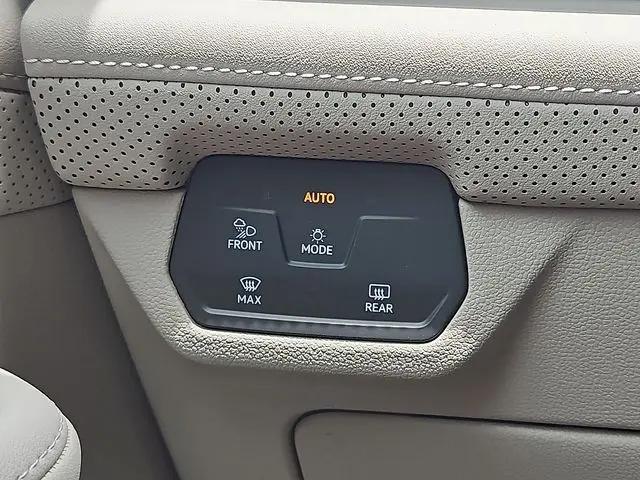 2026 Volkswagen Atlas SEL