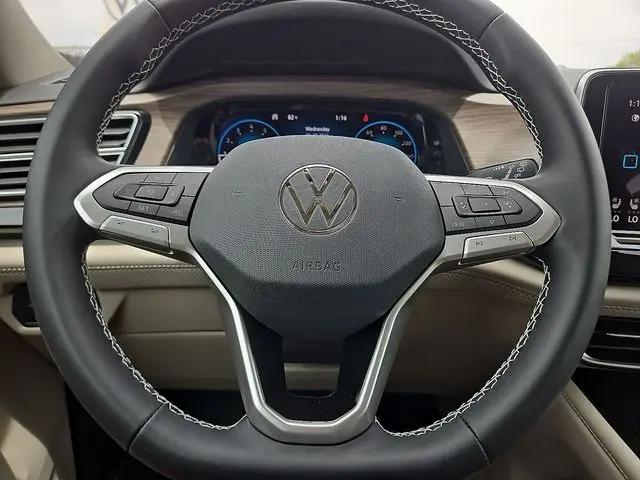 2026 Volkswagen Atlas SEL