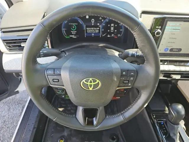 2025 Toyota Camry XLE