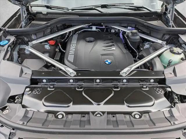 2027 BMW X7 xDrive40i