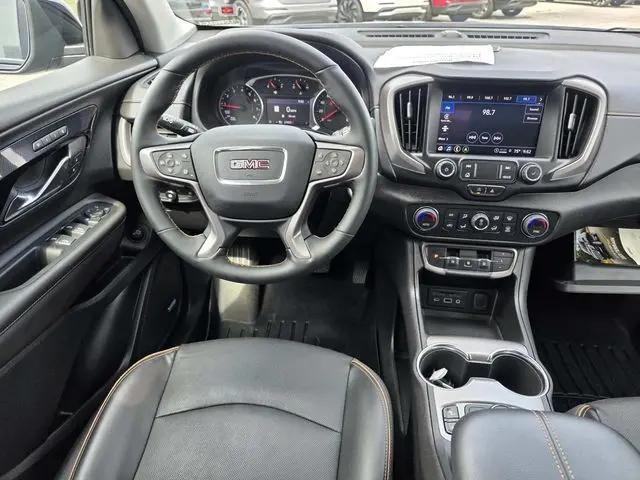 2023 GMC Terrain AWD AT4