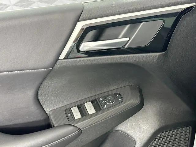 2023 Mitsubishi Outlander PHEV SE S-AWC