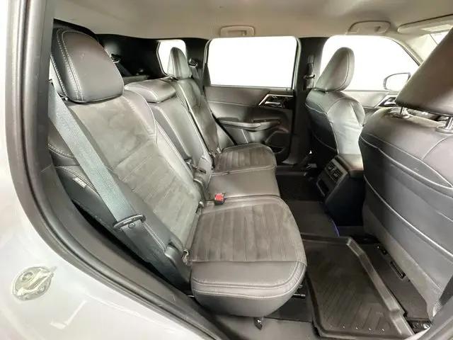 2023 Mitsubishi Outlander PHEV SE S-AWC