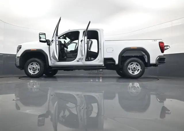 2026 GMC Sierra 2500HD Double Cab, Standard Bed, Pro, RWD