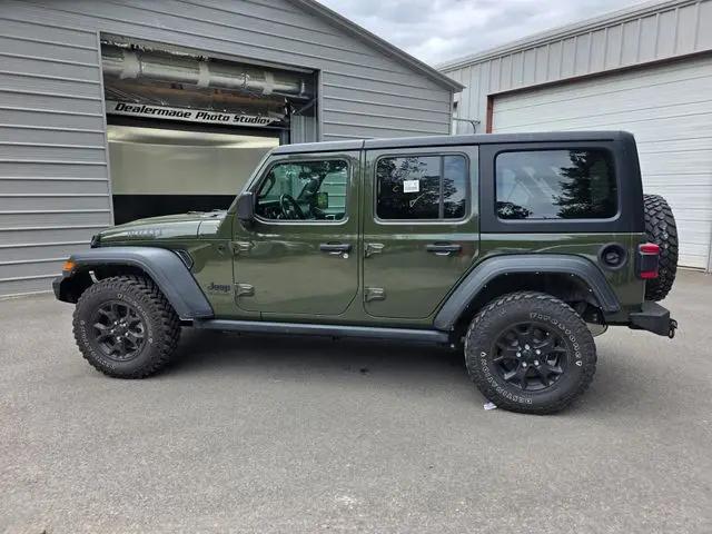 2022 Jeep Wrangler Unlimited Willys 4x4