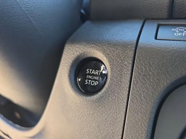 2026 Nissan Frontier Crew Cab SV 4x2