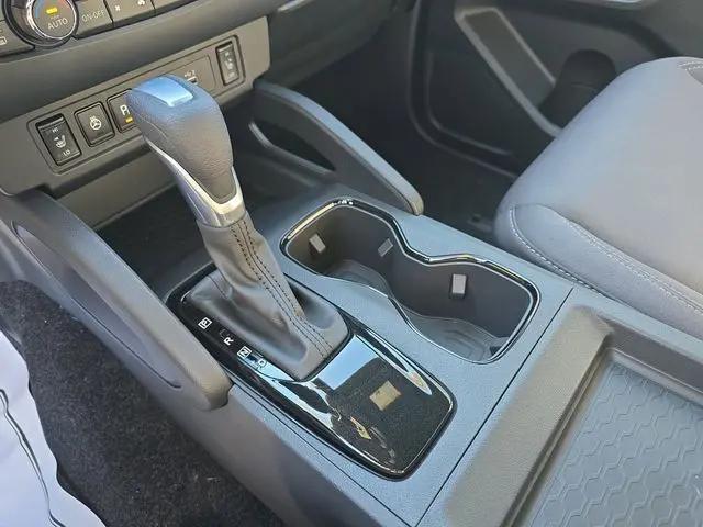 2026 Nissan Frontier Crew Cab SV 4x2