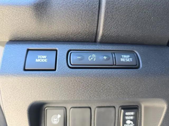 2026 Nissan Frontier Crew Cab SV 4x2