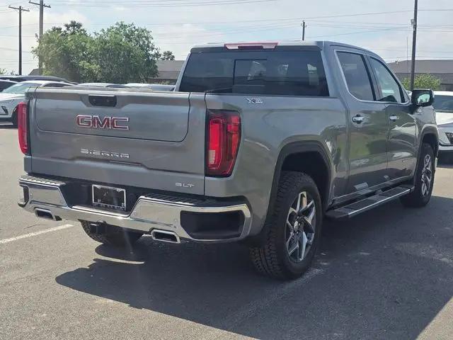 2026 GMC Sierra 1500 Crew Cab, Short Bed, SLT, 4WD