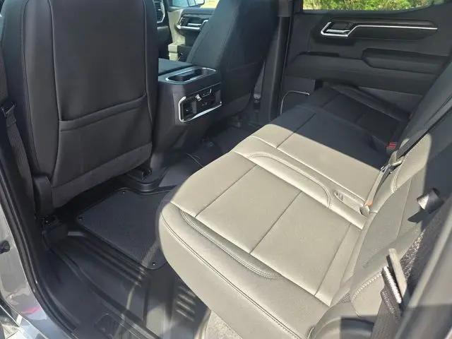 2026 GMC Sierra 1500 Crew Cab, Short Bed, SLT, 4WD