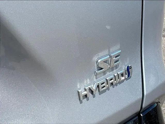 2023 Toyota RAV4 Hybrid SE
