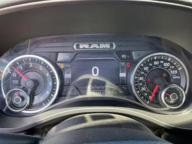 2019 Ram 1500 Big Horn/Lone Star Crew Cab 4x4 5'7" Box