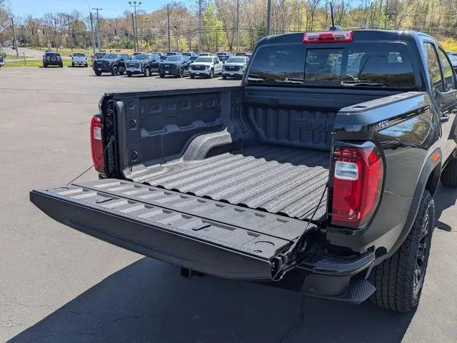 2026 GMC Canyon Elevation, 4WD