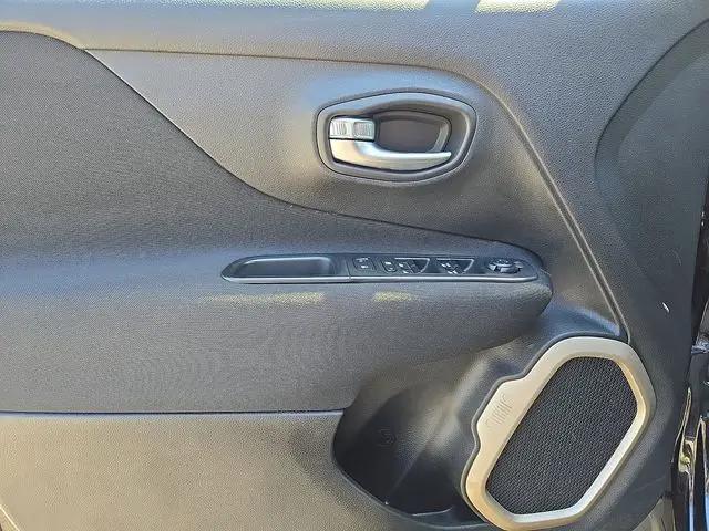2017 Jeep Renegade Latitude 4x4
