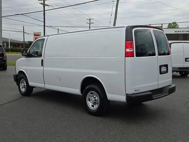 2023 Chevrolet Express Cargo Van RWD 2500 Regular Wheelbase WT
