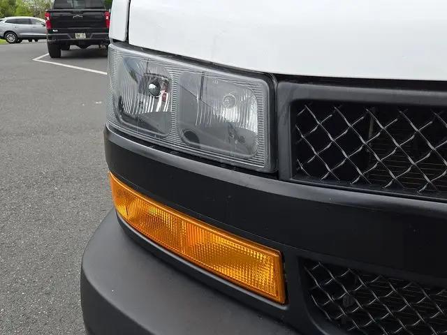 2023 Chevrolet Express Cargo Van RWD 2500 Regular Wheelbase WT