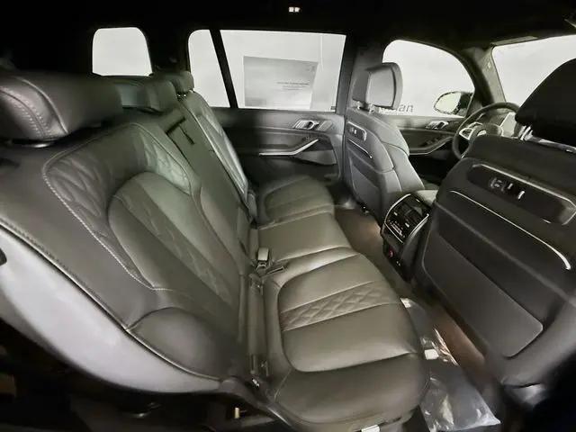 2026 BMW X7 M60i