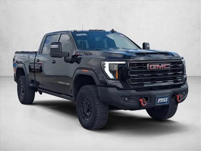 2024 GMC Sierra 2500HD 4WD Crew Cab Standard Bed AT4X
