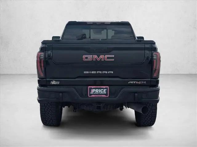 2024 GMC Sierra 2500HD 4WD Crew Cab Standard Bed AT4X