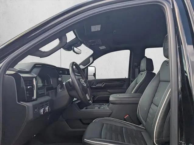 2024 GMC Sierra 2500HD 4WD Crew Cab Standard Bed AT4X