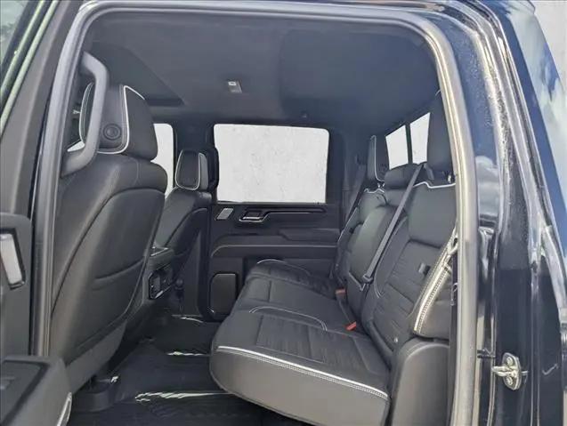 2024 GMC Sierra 2500HD 4WD Crew Cab Standard Bed AT4X