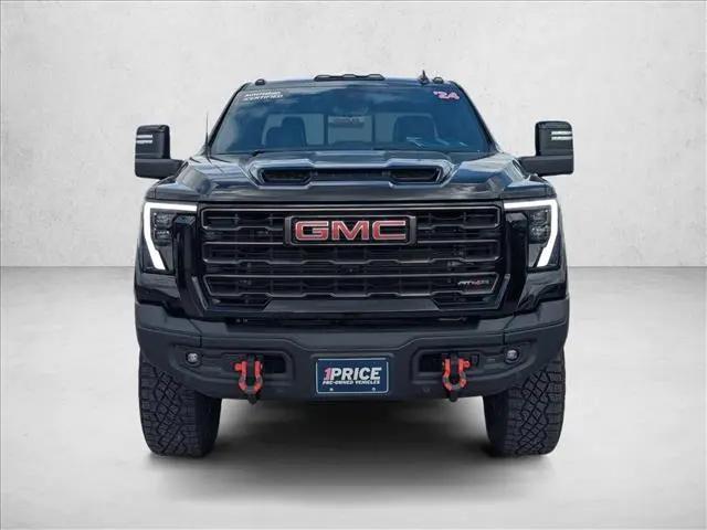2024 GMC Sierra 2500HD 4WD Crew Cab Standard Bed AT4X