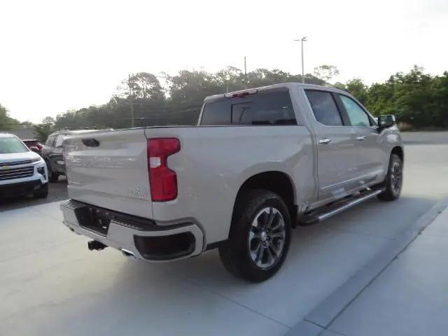 2026 Chevrolet Silverado 1500 4WD Crew Cab Short Bed High Country