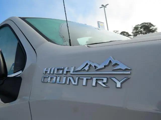 2026 Chevrolet Silverado 1500 4WD Crew Cab Short Bed High Country