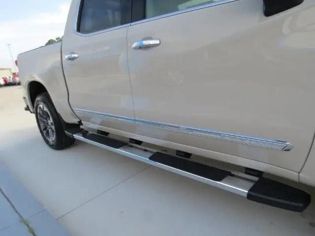 2026 Chevrolet Silverado 1500 4WD Crew Cab Short Bed High Country