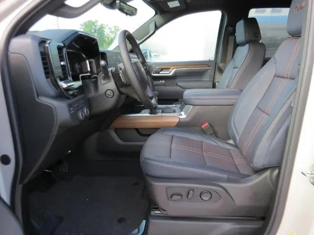 2026 Chevrolet Silverado 1500 4WD Crew Cab Short Bed High Country