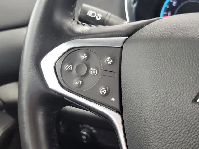 2022 Chevrolet Traverse AWD LT Leather
