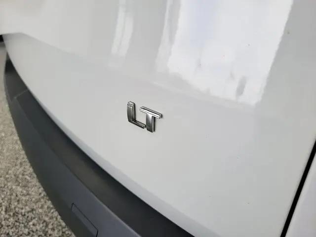 2022 Chevrolet Traverse AWD LT Leather