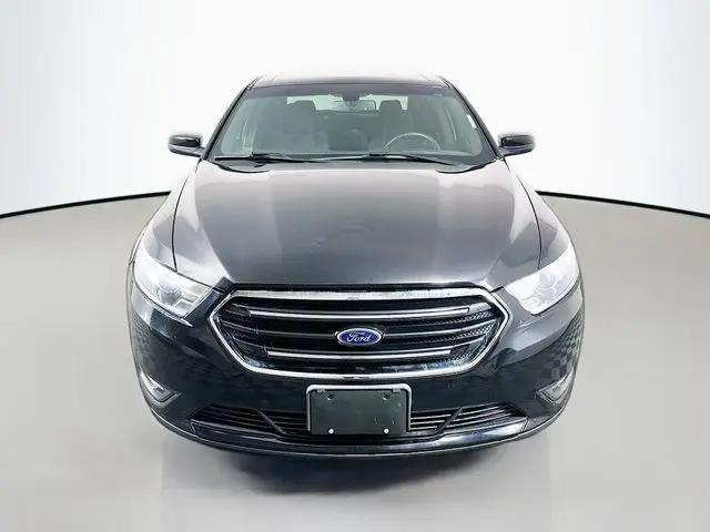 2016 Ford Taurus SEL
