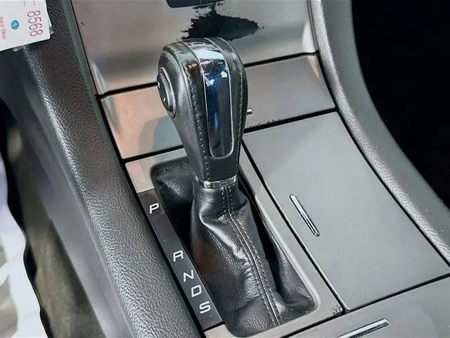 2016 Ford Taurus SEL