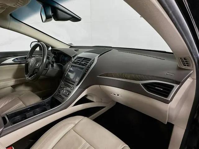 2017 Lincoln MKZ Select