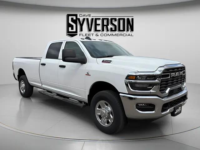 2026 Ram 3500 Tradesman Crew Cab 4x4 8 Box