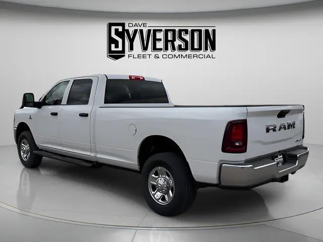 2026 Ram 3500 Tradesman Crew Cab 4x4 8 Box