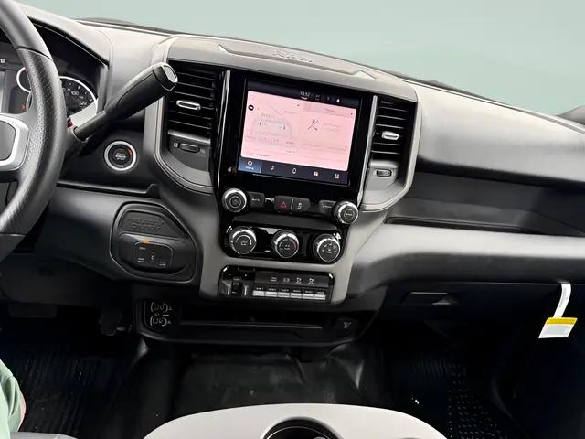 2026 Ram 3500 Tradesman Crew Cab 4x4 8 Box