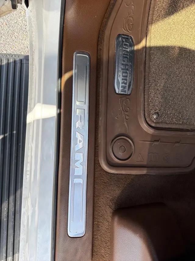 2020 Ram 1500 Laramie Longhorn Crew Cab 4x4 5'7" Box