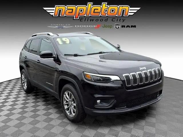 2019 Jeep Cherokee Latitude Plus 4x4 for sale in Ellwood City, PA