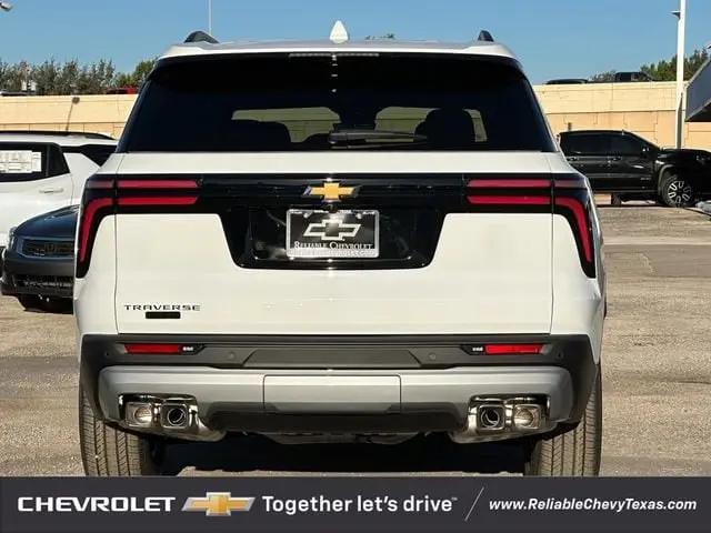 2025 Chevrolet Traverse FWD LT